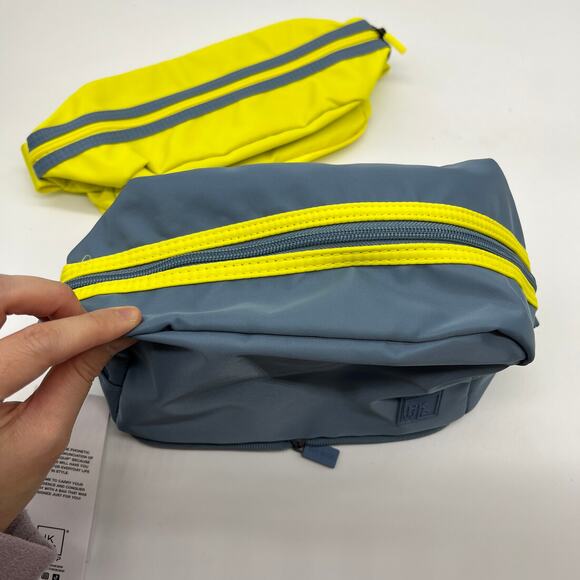 IHKWIP Set of 2 Packable Cosmetic Cases Pouches Yellow & Indigo - Picture 4 of 14